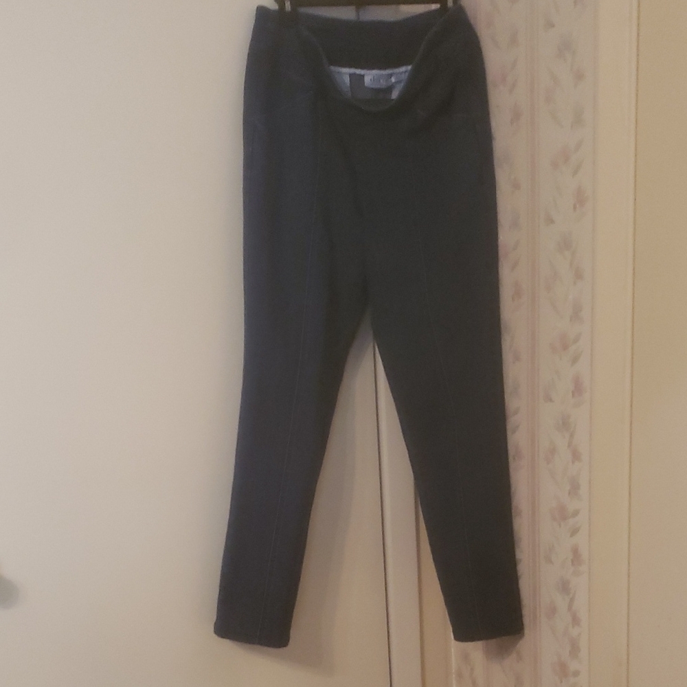 d & co Women's Blue High Waist Jeans, Easy Fit Stretchy, Back Pockets, Size 12